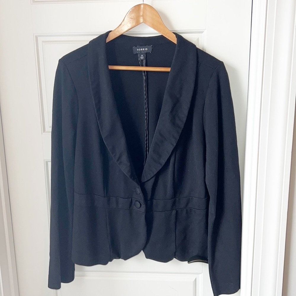Torrid Black Blazer Jacket Size 0